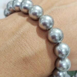 pulsera de perlas majoricas y cierre de acero dorado