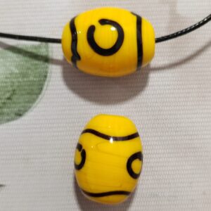 cuenta de murano amarilla