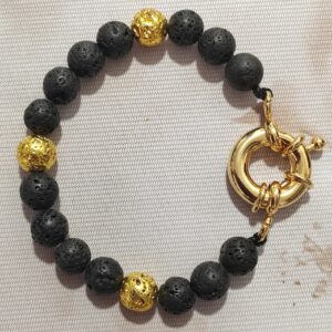 pulsera de lava con cierre dorado