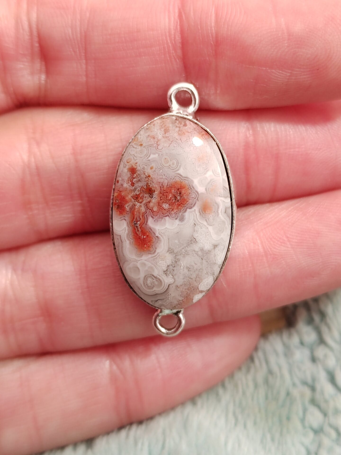 conector ágata 31x15mm