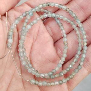 hilo de aguamarinas facetadas 3mm