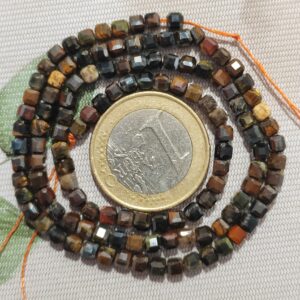 1 hilo de pietersita cubica facetada 3mm