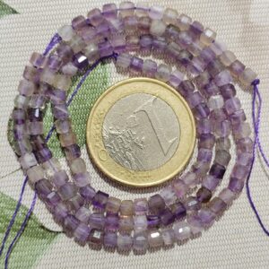 1 hilo de amatista cubica facetada 3,5mm