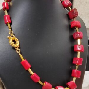 collar de coral hematite y acero