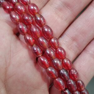 1 hilo de 50 cuentas de murano arroz rojo