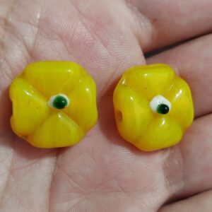 1 cuenta murano flor amarillo 17mm