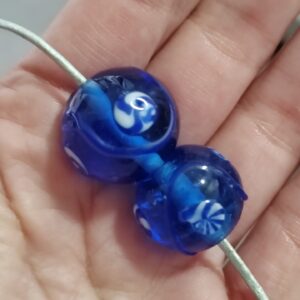 cuenta de murano bola azul 21mm