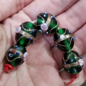 1 cuenta murano verde ovalo 16x14mm