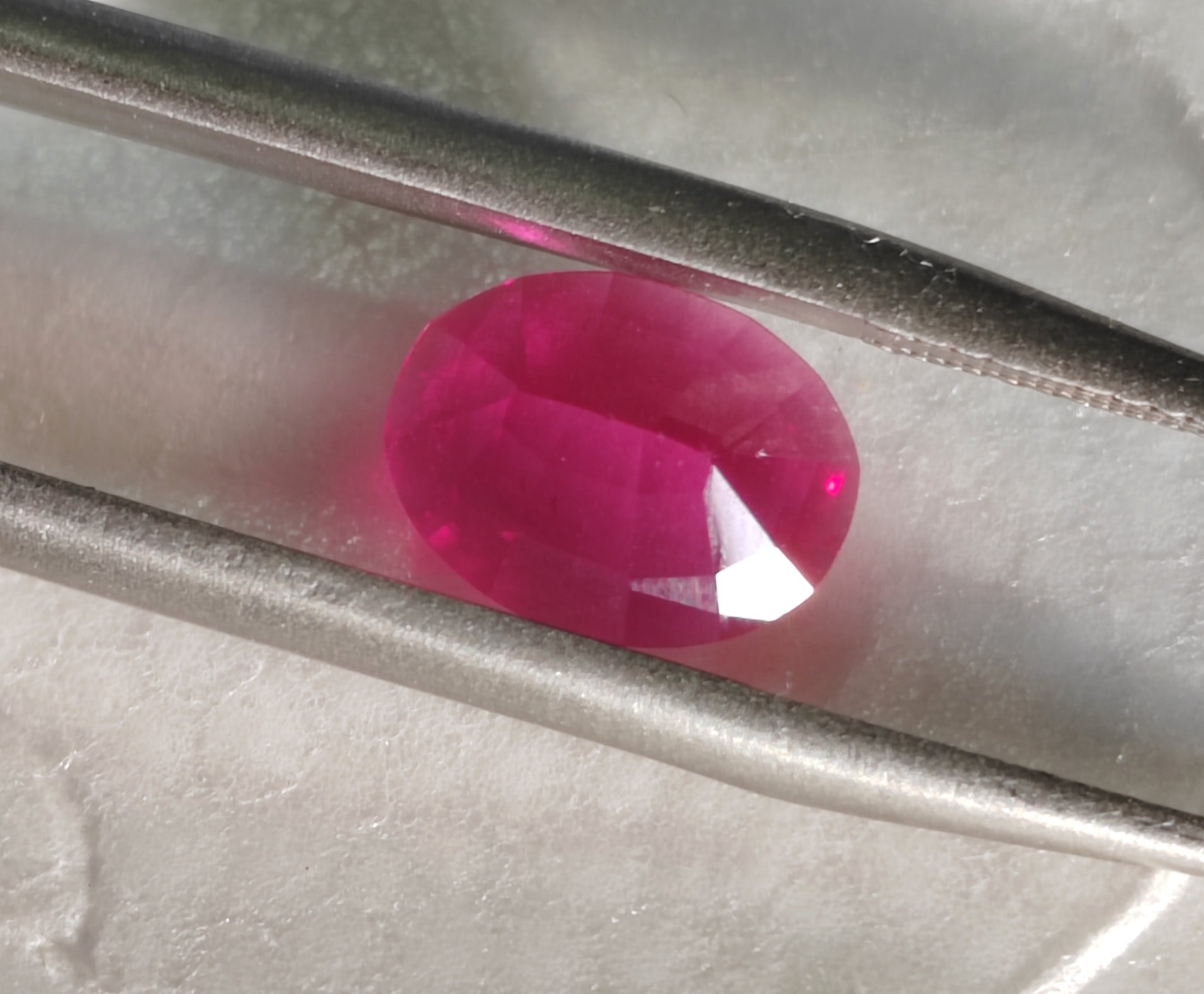 Rubí oval Dámero 9x7mm - Imagen 3