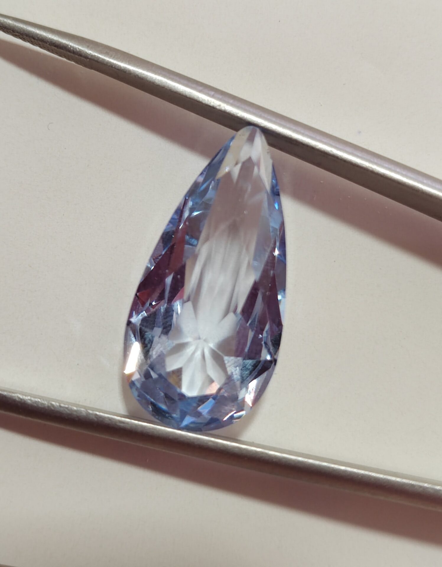 espinela aguamarina
Pearshape 24x12mm - Imagen 2