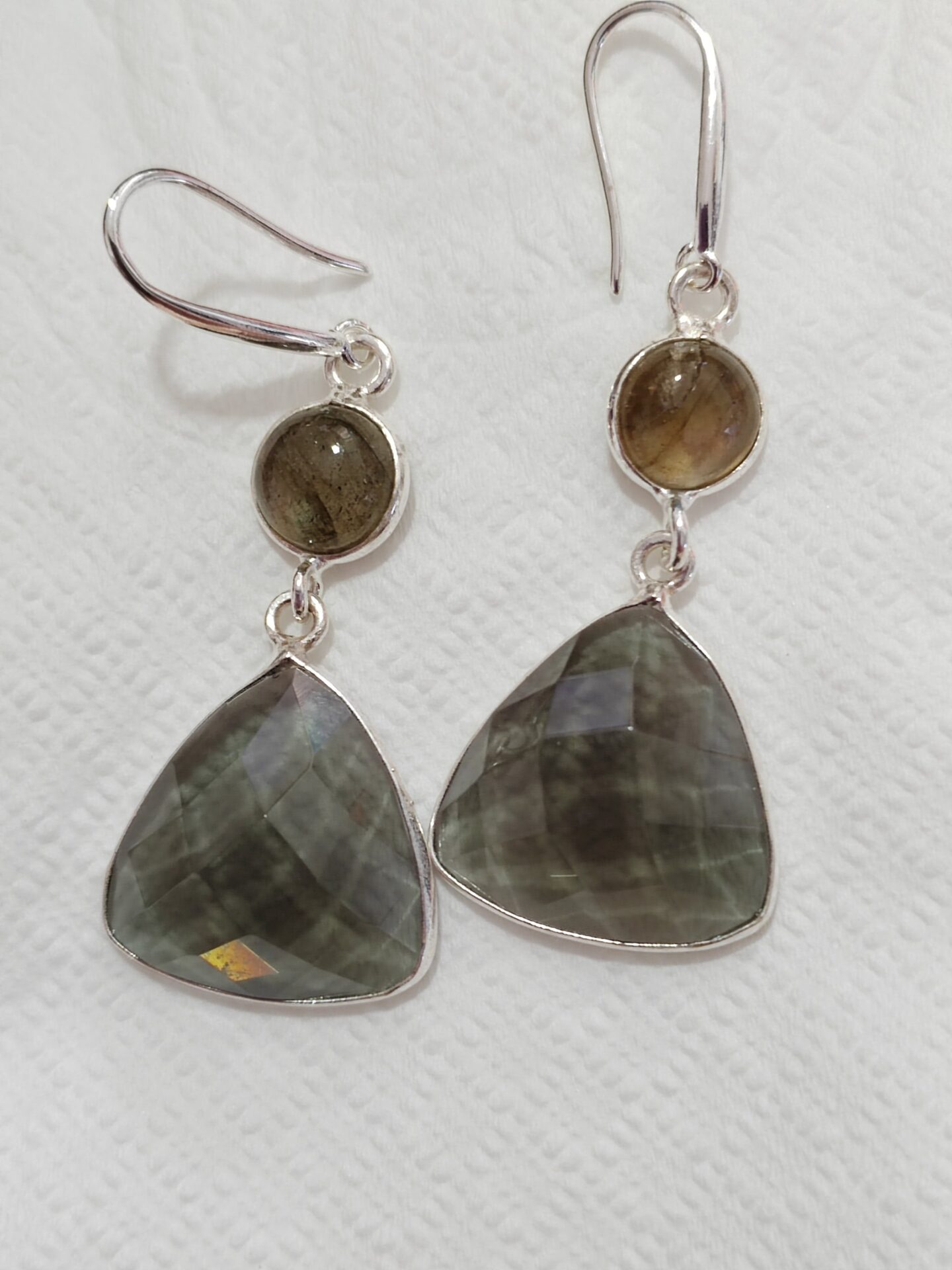 pendientes iolitas y labradoritas